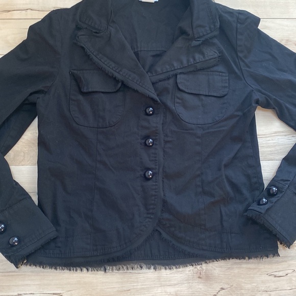 Thrill Womens Med Black Blazer. Button Front with 2 Pockets. - Picture 8 of 9